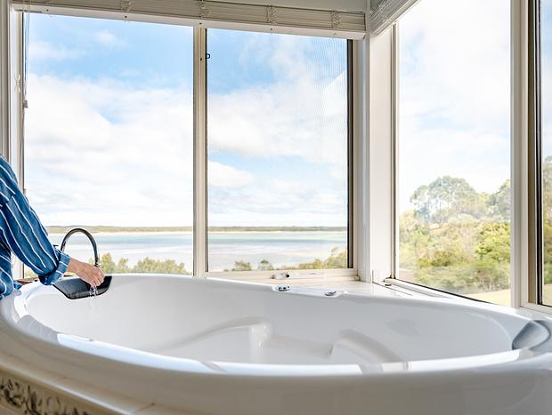 Photo 8 for Waterview - Stay 3 Pay 2 Winter Promo - Special Couple rate also available