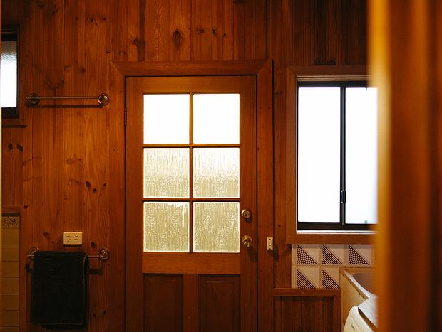 Photo 25 for Cabin On Corio - Australian Charm