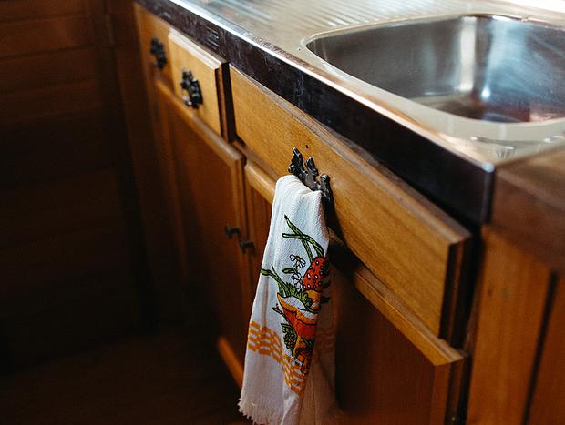Photo 39 for Cabin On Corio - Australian Charm