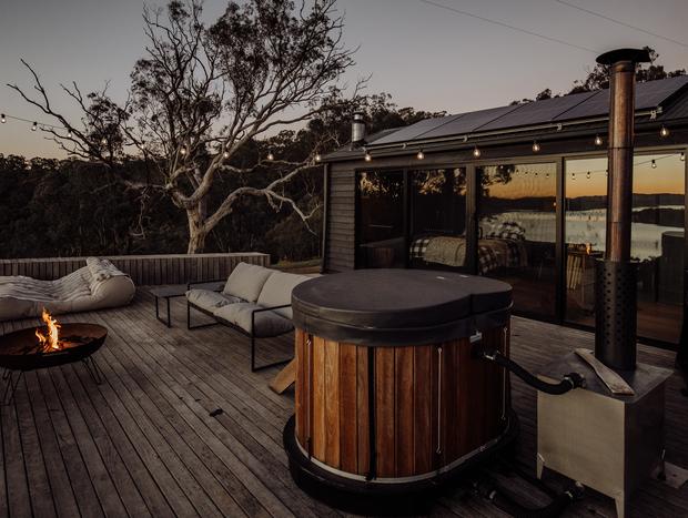 Photo 25 for Dreamy escape above Lake Eildon