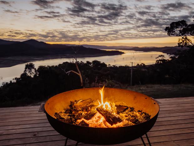 Photo 4 for Dreamy escape above Lake Eildon