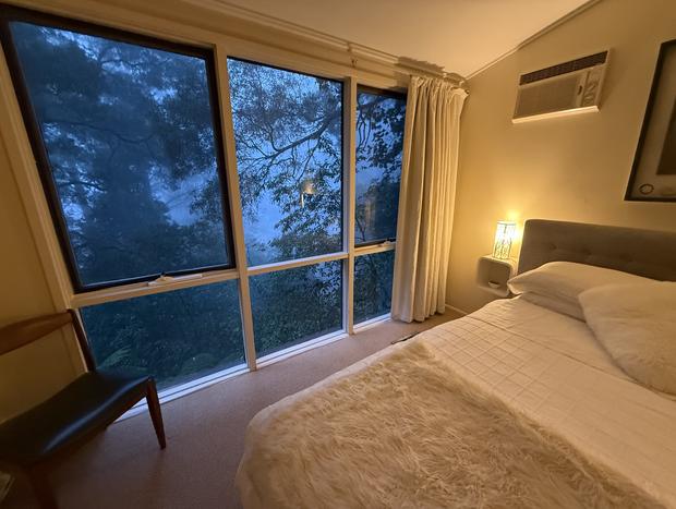 Photo 39 for Sassafras - Treehouse in the Dandenong Ranges