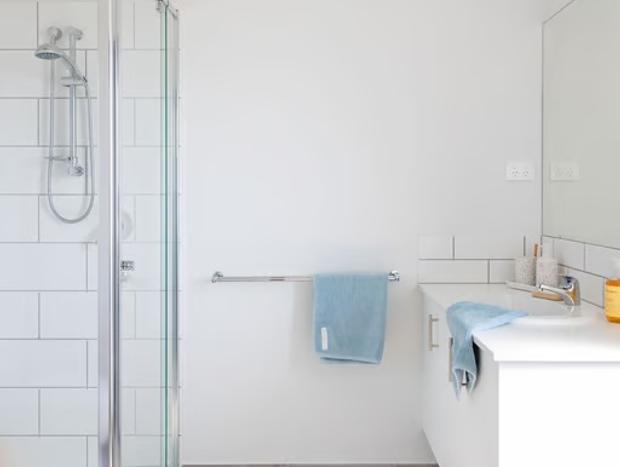 Photo 10 for Broadbeach House Inlet - Winter Promo Stay3 Pay2 - Special Couple Rate Available