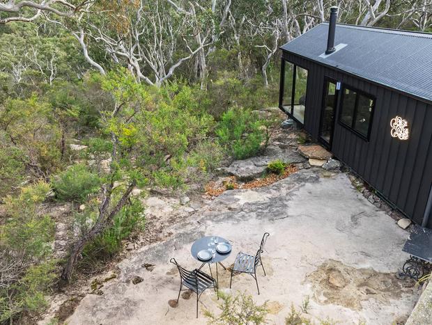 Photo 9 for Stag & Stone - luxe bush studio and rock bath