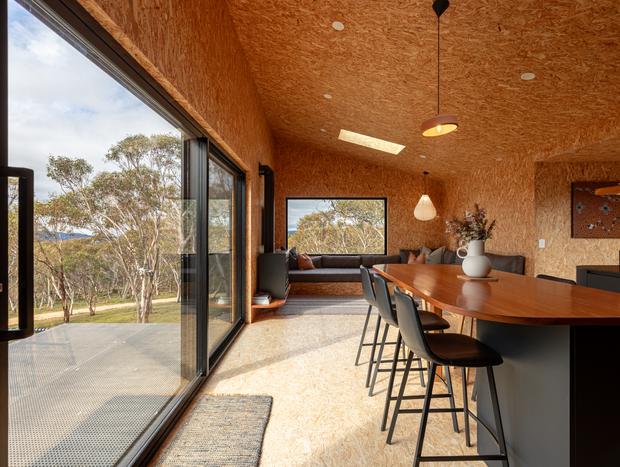 Photo 6 for Luxury Living In The Snowies