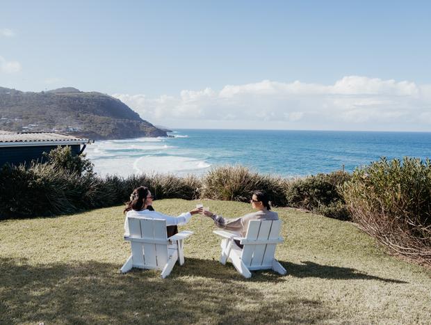 Photo 3 for Luxury Oceanfront Escape