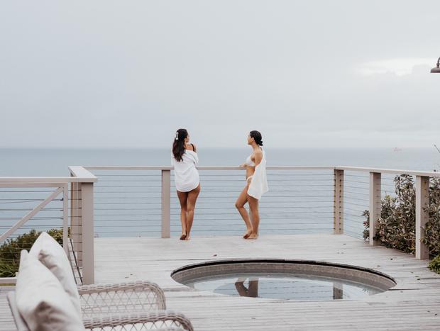 Photo 34 for Luxury Oceanfront Escape