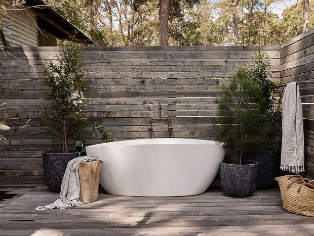Photo 1 for Worrowing Wilderness Hut Studio - WC accessible outdoor bath