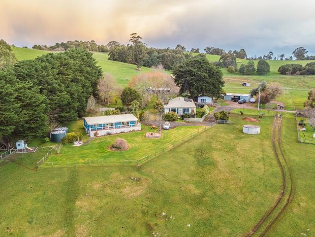 Photo 37 for Confirmed. The Grass is Greener in Gippsland