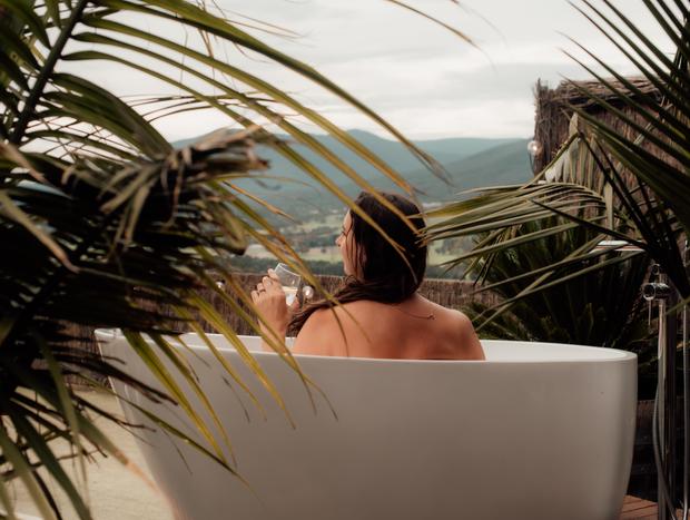 Photo 1 for Bathe under the stars