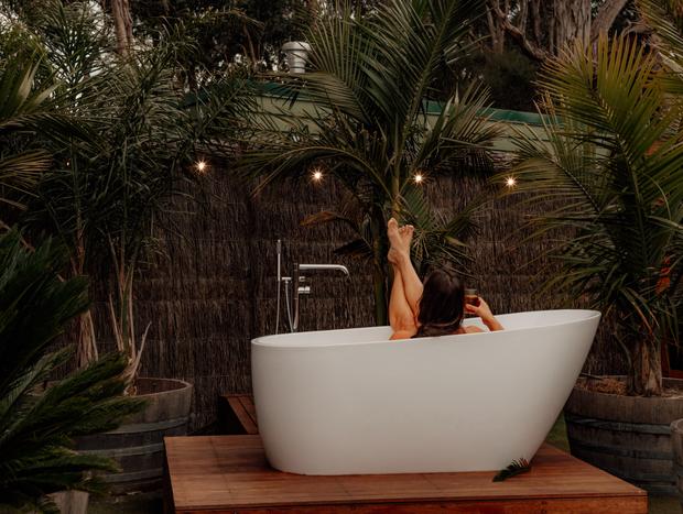 Photo 2 for Bathe under the stars