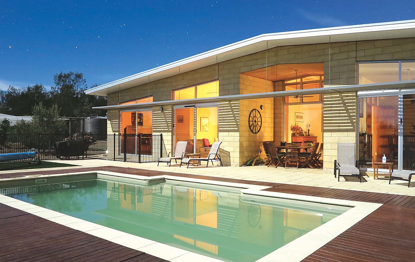 Sustainable Stays The Chocolate Lily B&B Eco house for Rent in Sedgwick, Goldfields, VIC, AU