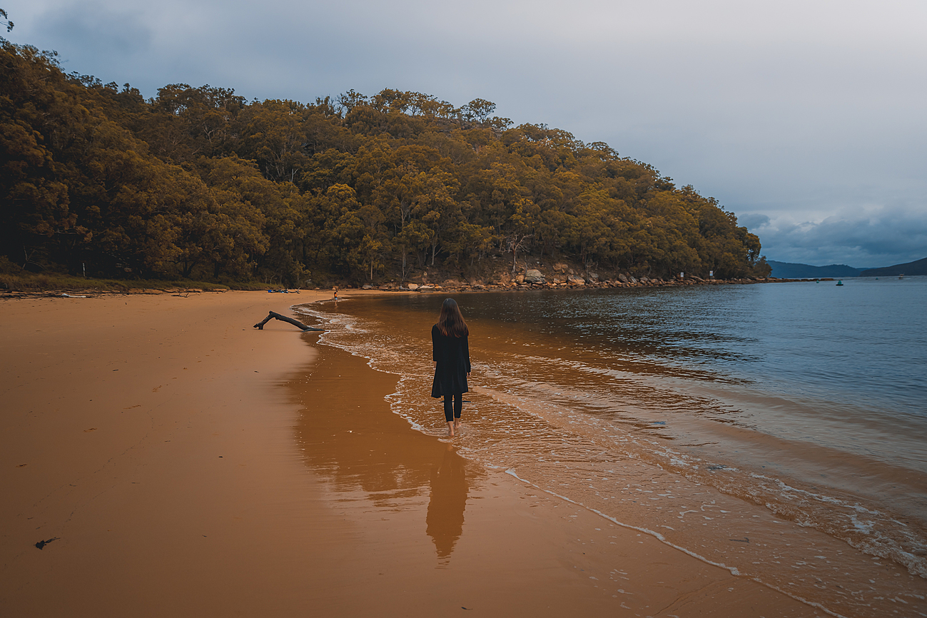 A walk along Lobster Beach Riparide