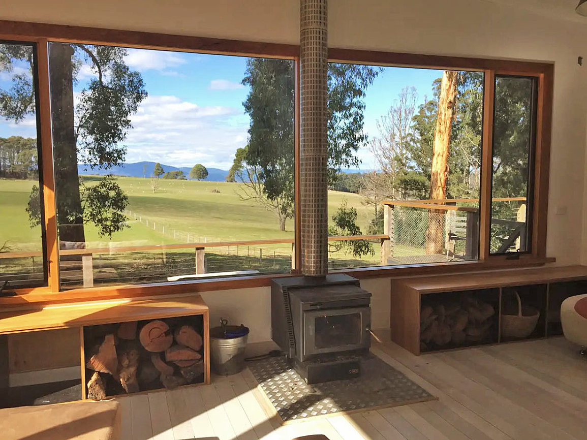 White House on the Hill House for Rent in Kinglake, Yarra Valley, VIC