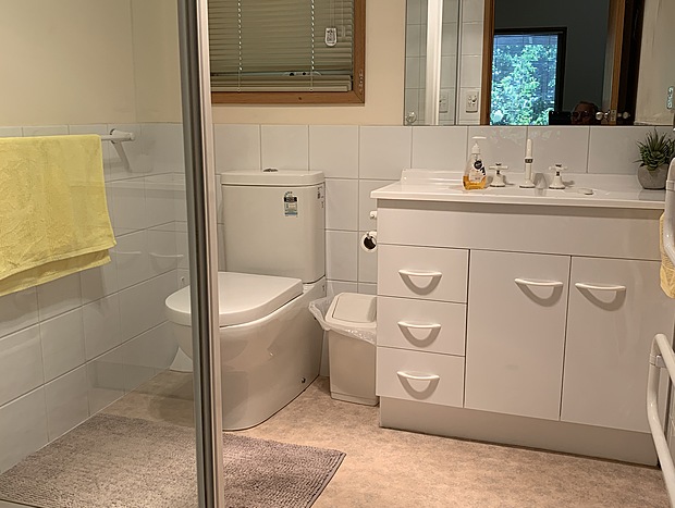 Photo 8 for Shady Brook Alpine Cottage No. 3