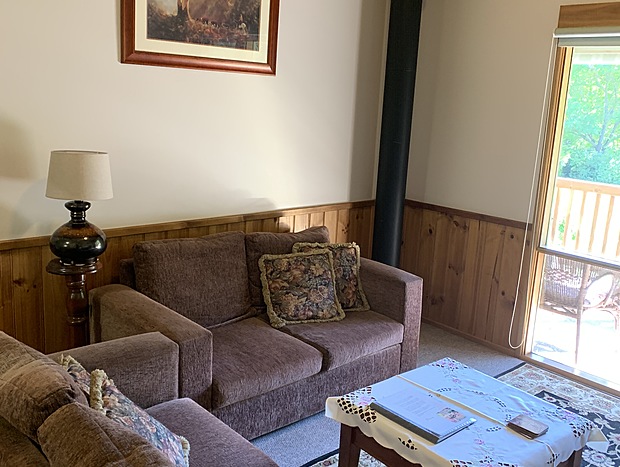 Photo 5 for Shady Brook Alpine Apartment and Gardens