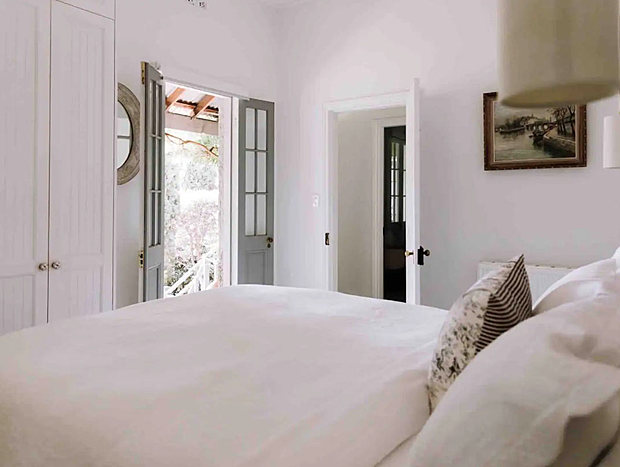 Photo 15 for French Cottage