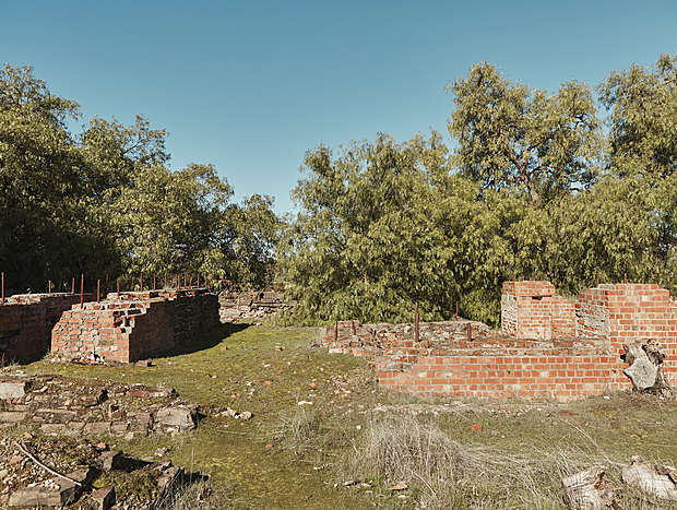 Photo 5 for undefined