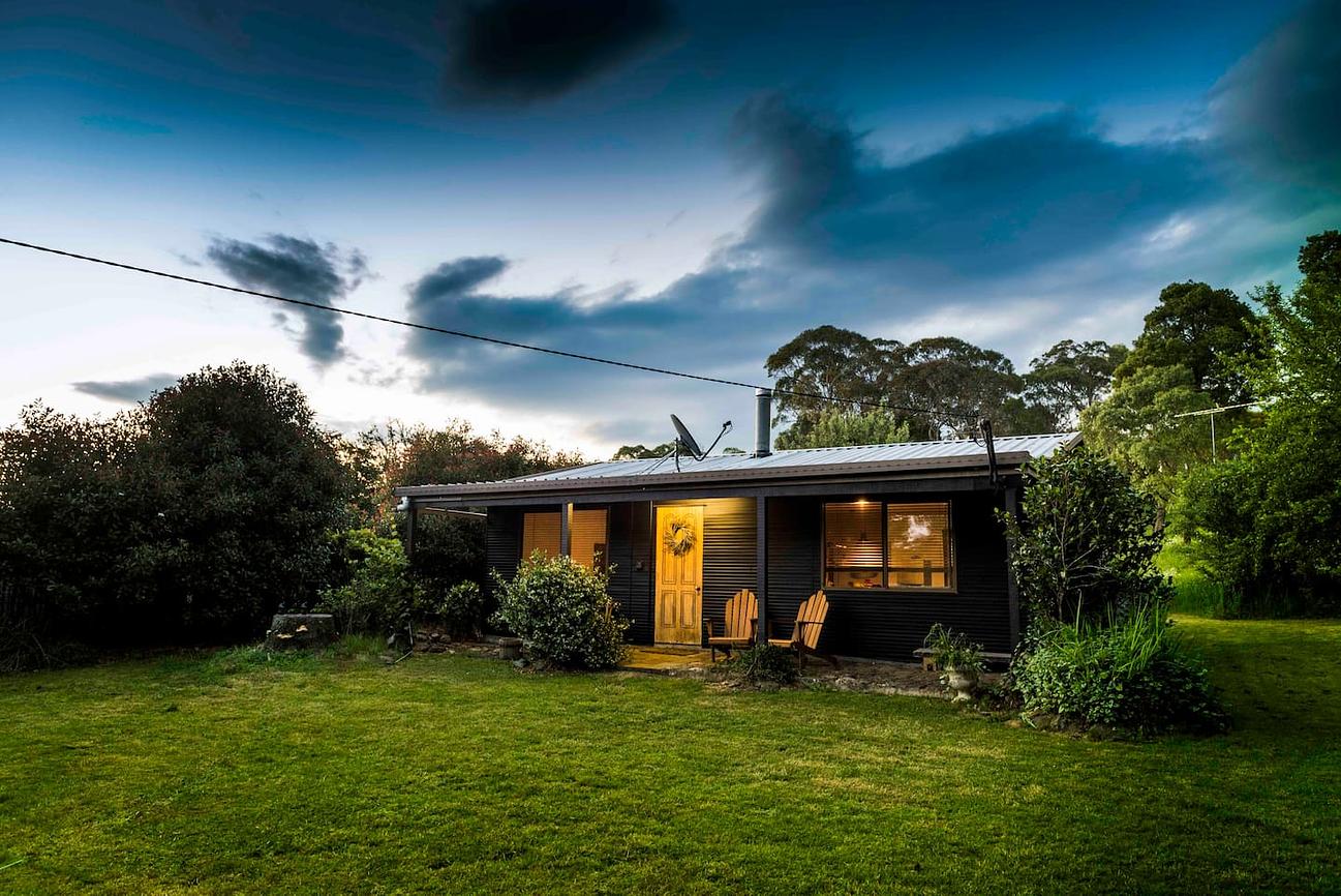 Troutbeck on Waterfall Way Cabin for Rent in Ebor, North Coast, NSW