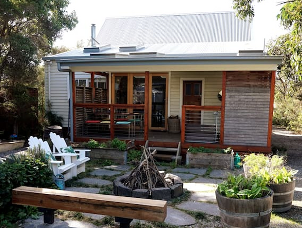 Photo 19 for Driftwood Coastal Cottage..Woodfire..Linen..Outdoor bath..Perfect base for Wilsons Prom.
