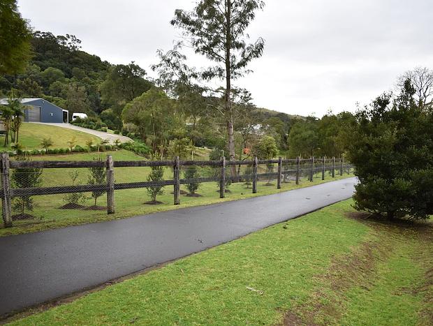 Photo 26 for The Bower - Stylish Garden Bungalow Mount Kembla