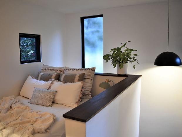 Photo 9 for The Bower - Stylish Garden Bungalow Mount Kembla