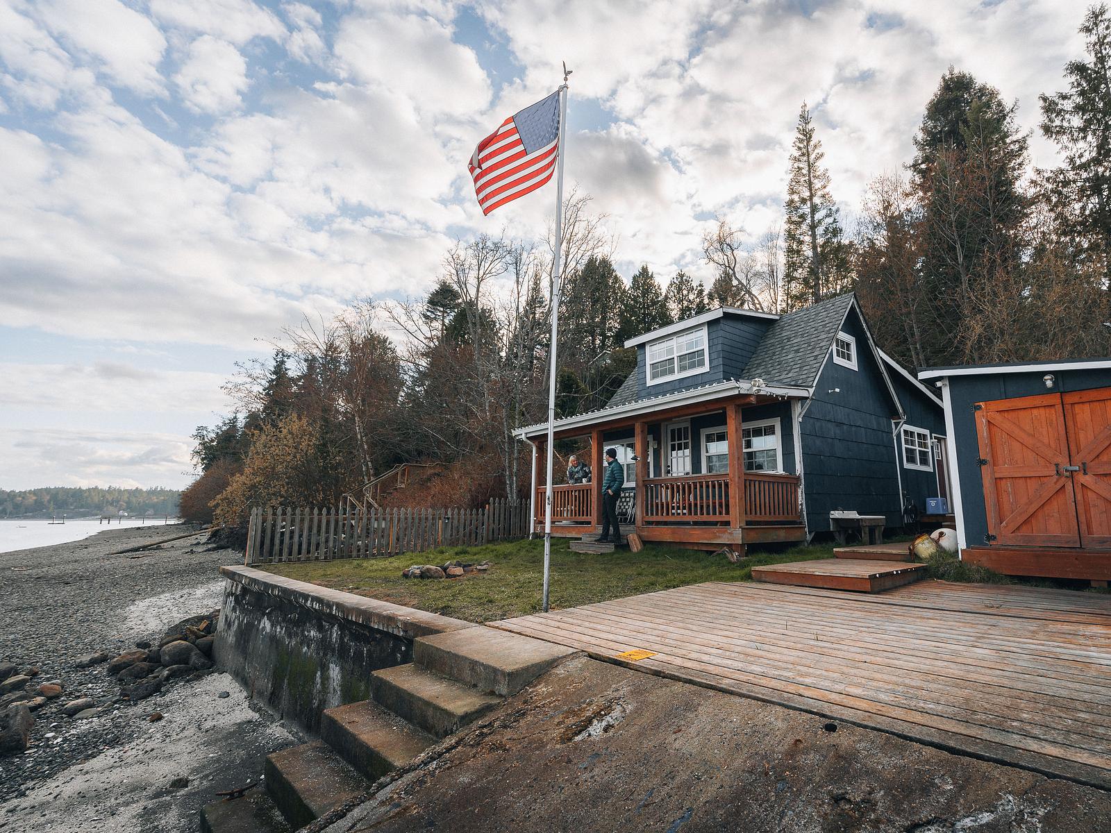 Puget Sound Waterfront Blue Heron House House for Rent in Suquamish, Peninsulas, WA, US