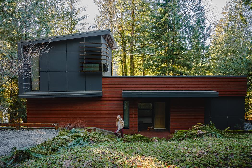 A Luxurious Mt. Baker Lakeside Getaway Adventure by Liana in Maple