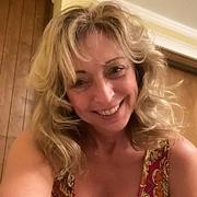Angela's profile photo